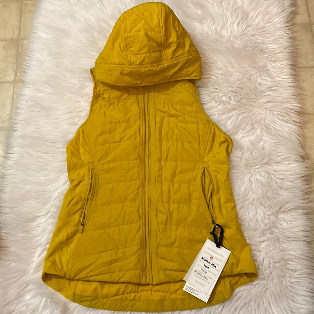 Lululemon Another Mile Vest, Honeycomb, Size 12